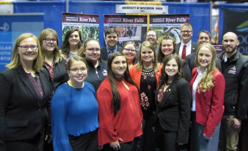 UWRF Students at CAFES Booth during the 2019 National FFA Convention