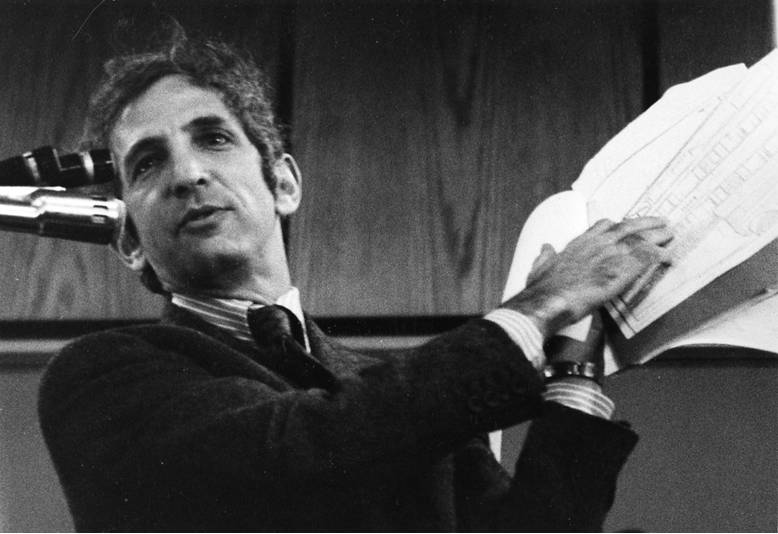 Daniel Ellsberg 1974