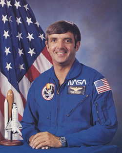 Brandenstein NASA portrait