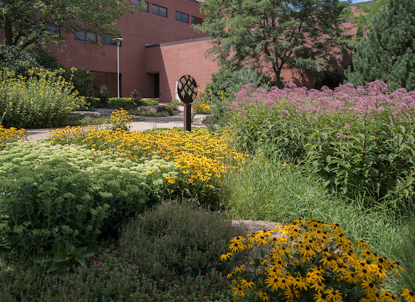 Dahlka Gardens