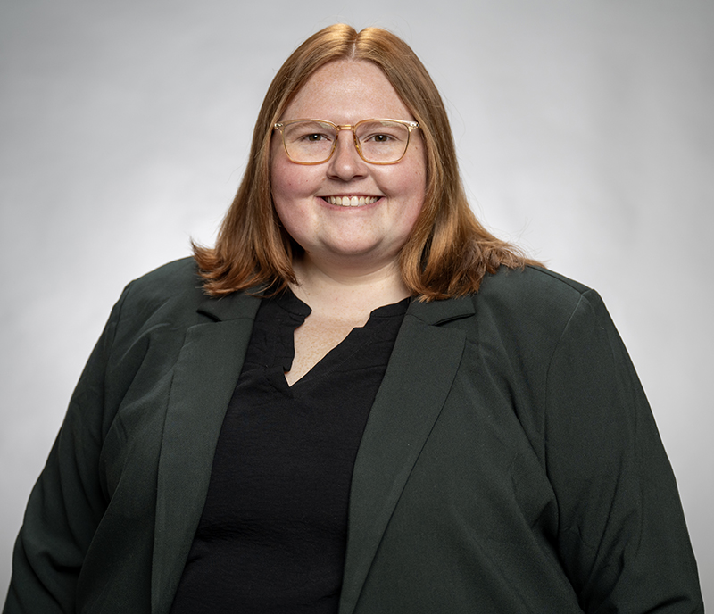 Photo 2_Katie Zimmer Headshot