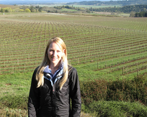 Patty Skinkis in vineyard_hortizontalweb