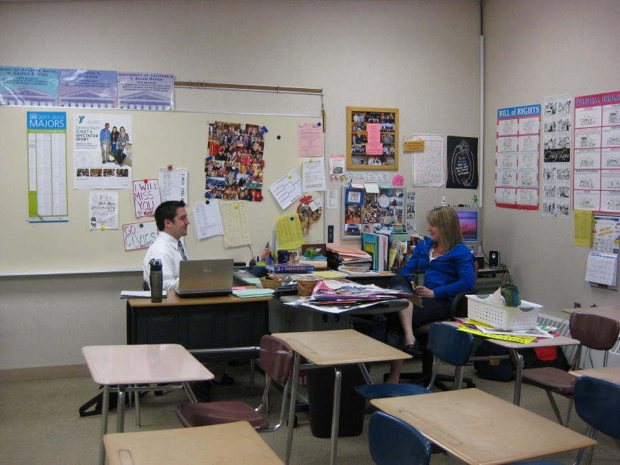 Chad Forde meeting with student teacher