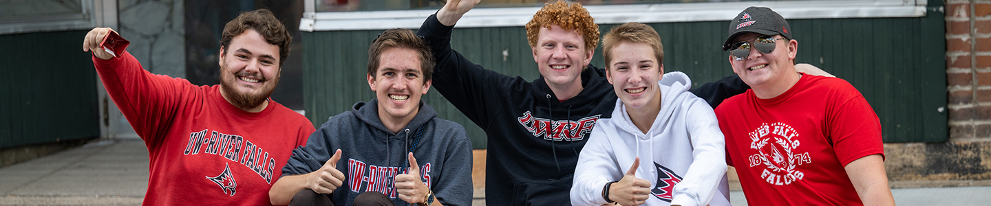 Students at the homecoming parade